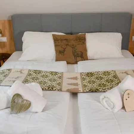 Alpine Top 9 By Aa Holiday Homes